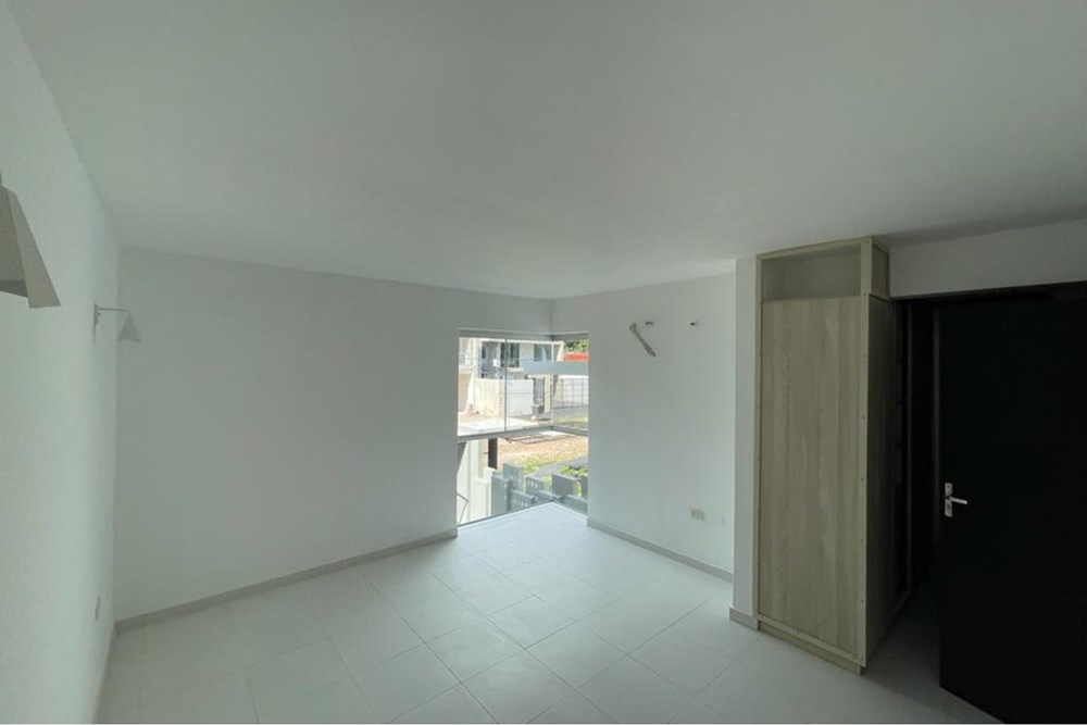 Casa en venta en Parques del Yacht, Lambaré — foto 3