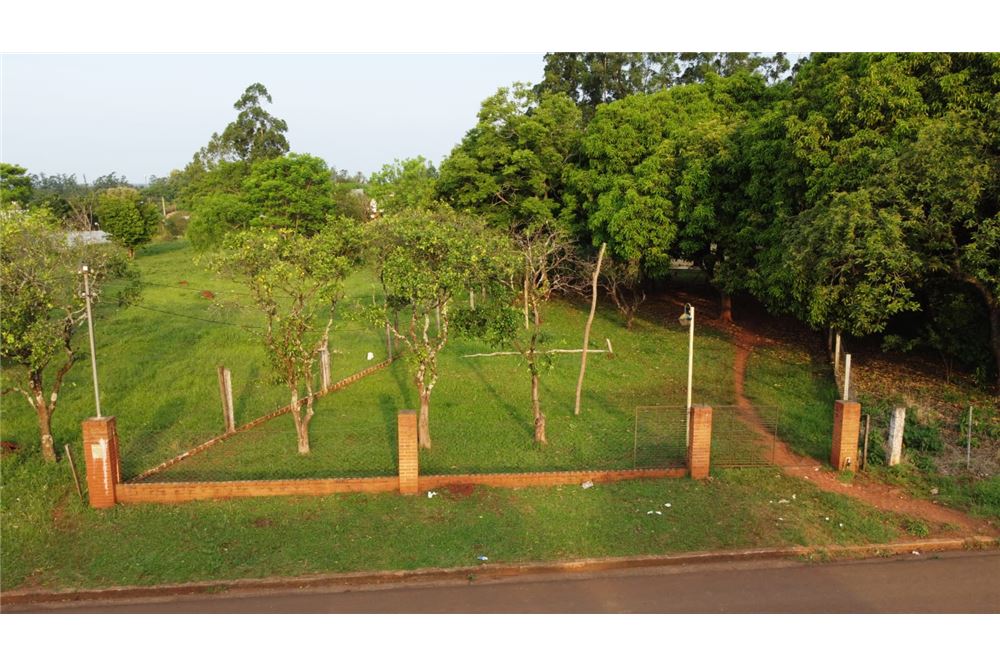 ideal para Casa quinta o inversion en alquileres, zona residencial sobre Asfalto — foto 3