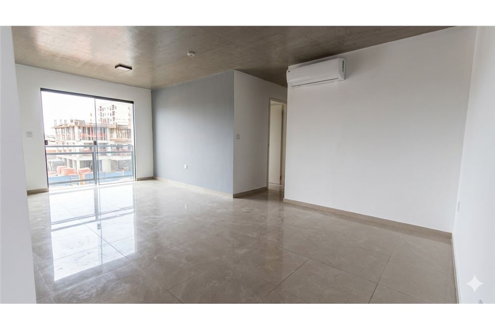Departamento en venta en Campo Grande, Luque — foto 2