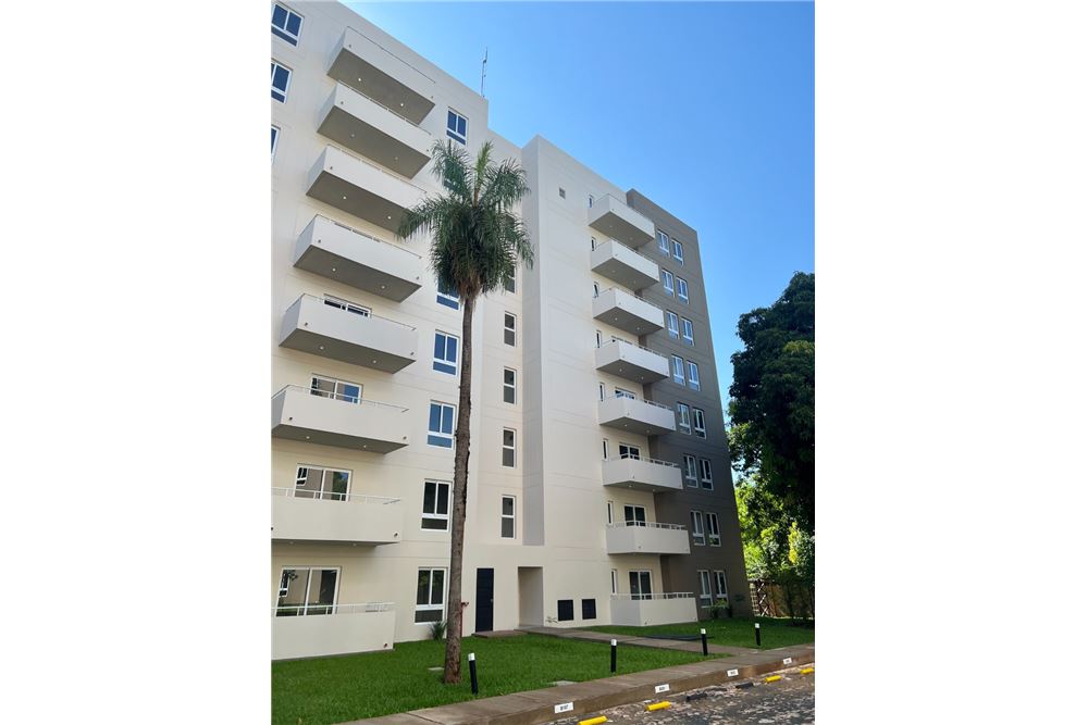 Departamento en venta en Luque — foto 2