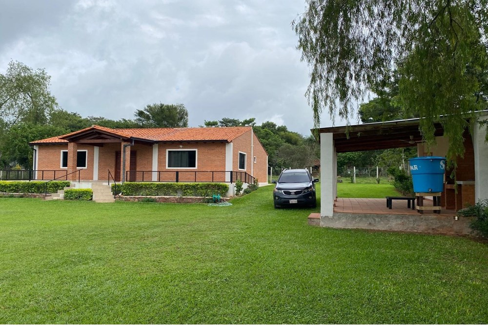 Casa en venta en Yaguarón — foto 2