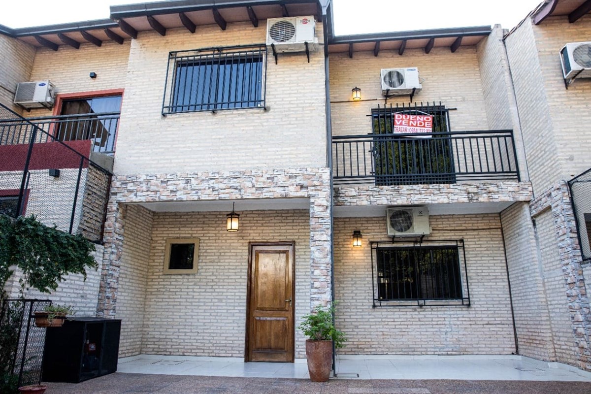 Vendo duplex moderno con patio en Lambaré - Condominio Econatura 5- Bo. Mbachio I, zona residencial. — foto 2