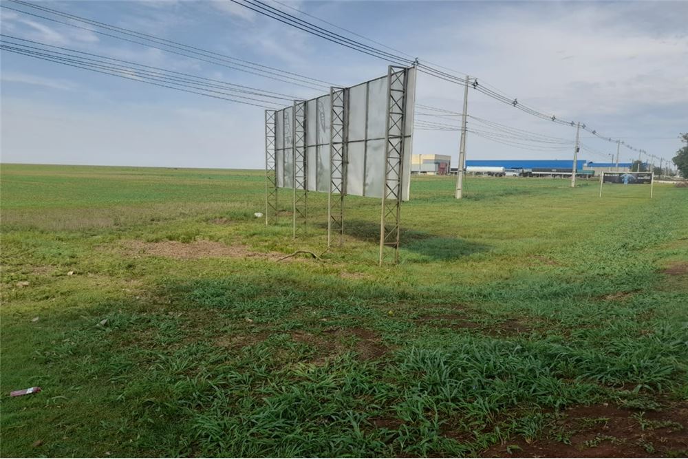 Imponente terreno con 100 metros sobre Ruta Internacional 10, listo para transferir.  — foto 2