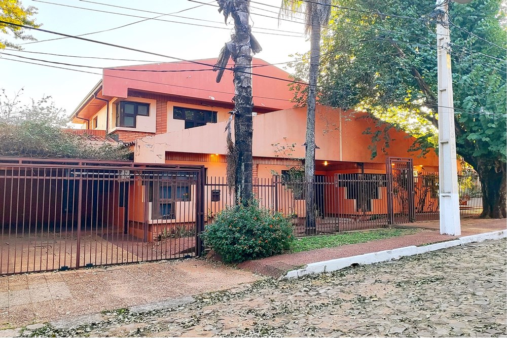 Casa en venta en Felicidad, Lambaré — foto 3