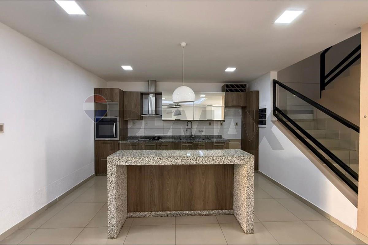 Duplex — 3 dorm. — Cambyretá — 4/5