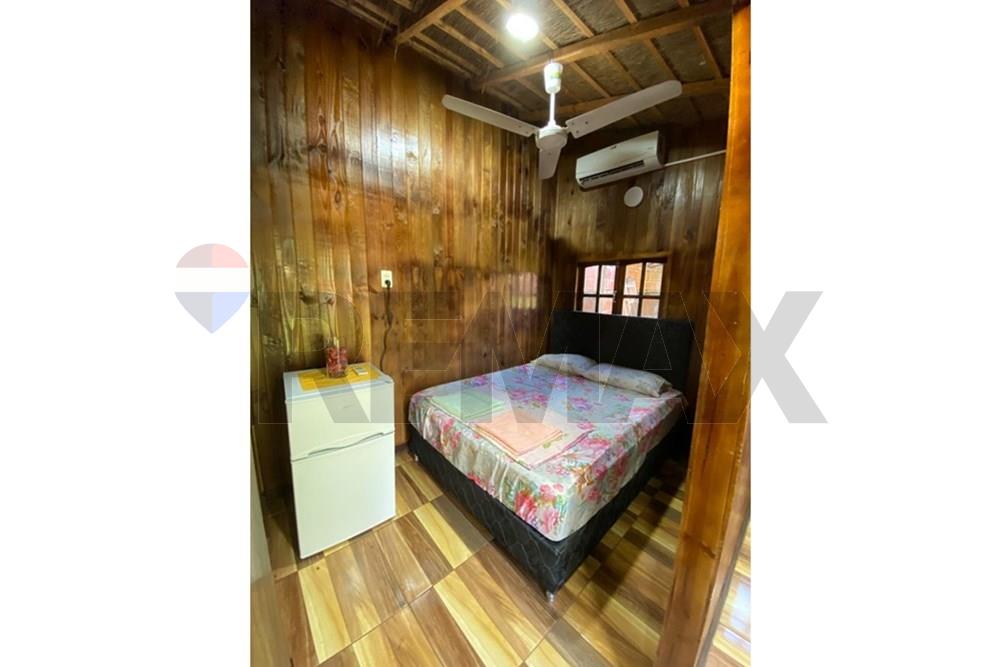 Casa — 7 dorm. — Caaguazú — 4/5