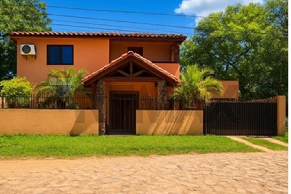 Casa — 3 dorm. — La Concordia Monseñor Bogarín — 1/5