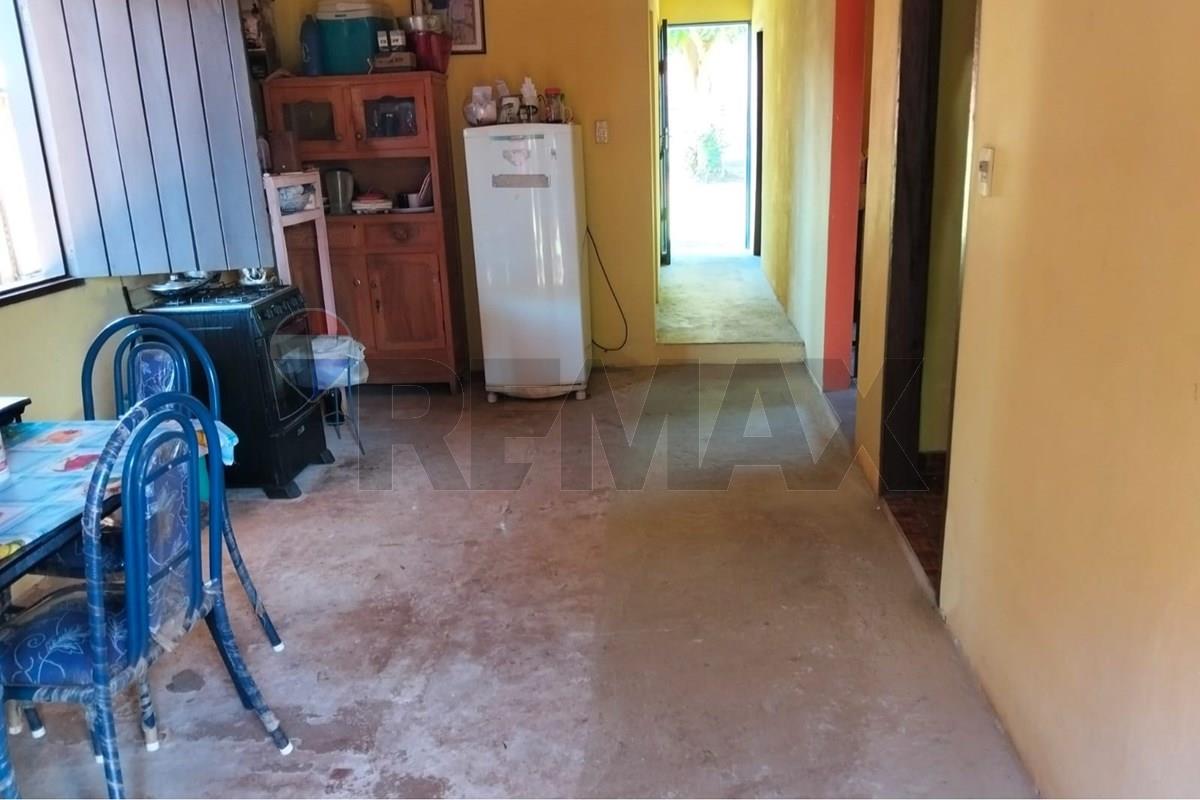 Casa — 2 dorm. — Itauguá — 3/5