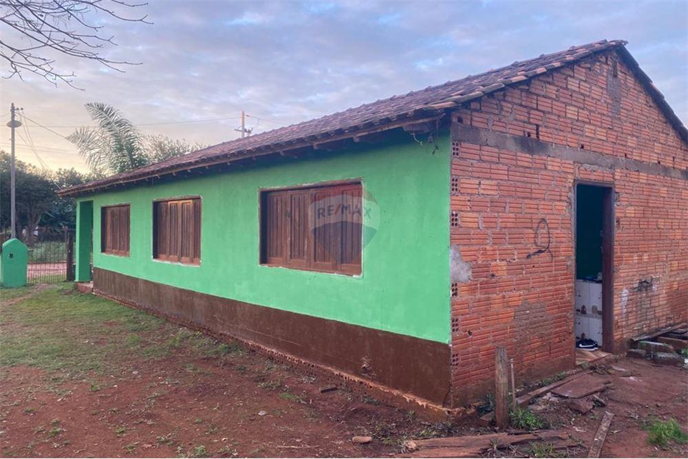 Casa — 2 dorm. — Minga Guazú — 3/5