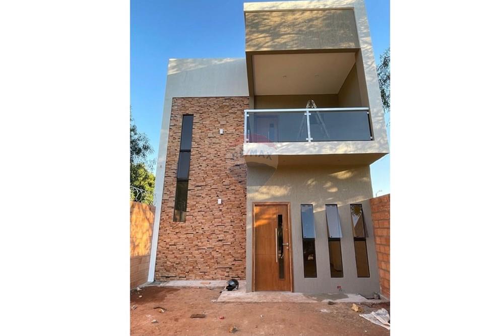 Duplex — 3 dorm. — Luque — 3/5