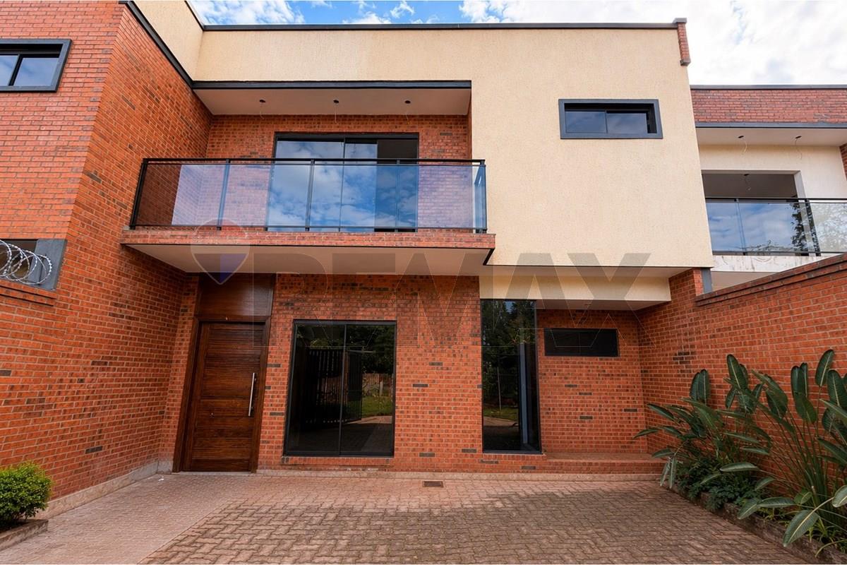 Duplex — 3 dorm. — Cambyretá — 3/5