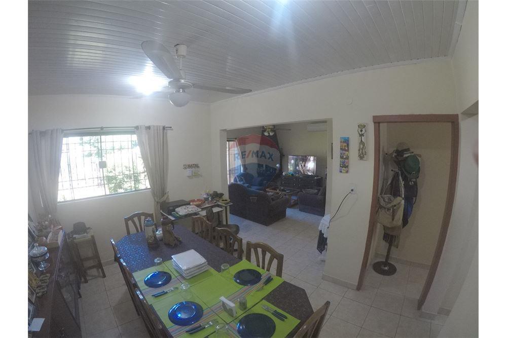 Casa — 4 dorm. — Encarnación — 5/5