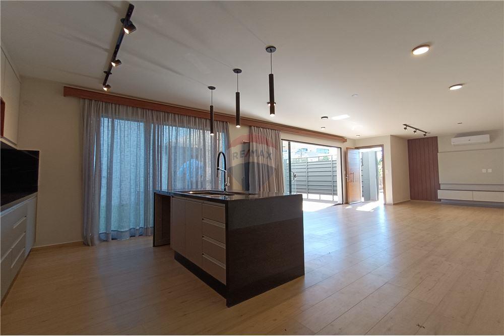 Duplex — 3 dorm. — Kennedy — 5/5