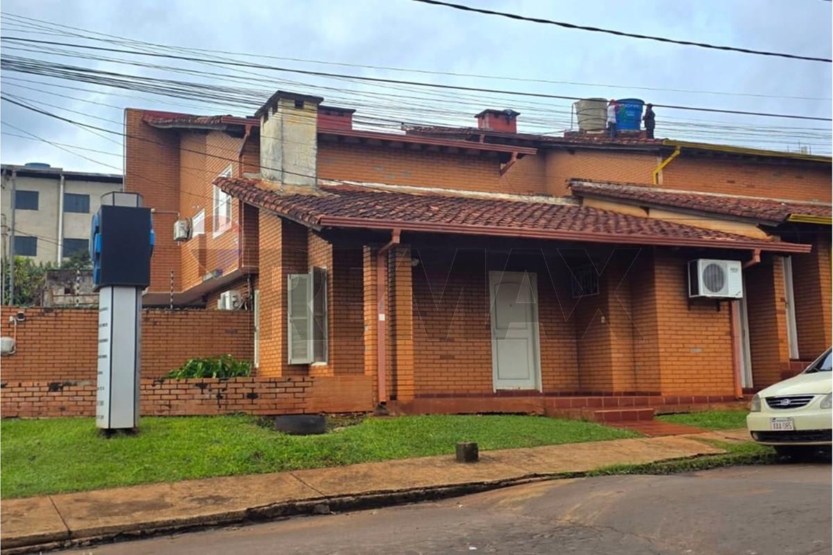 Duplex — 3 dorm. — Ciudad Del Este — 4/5