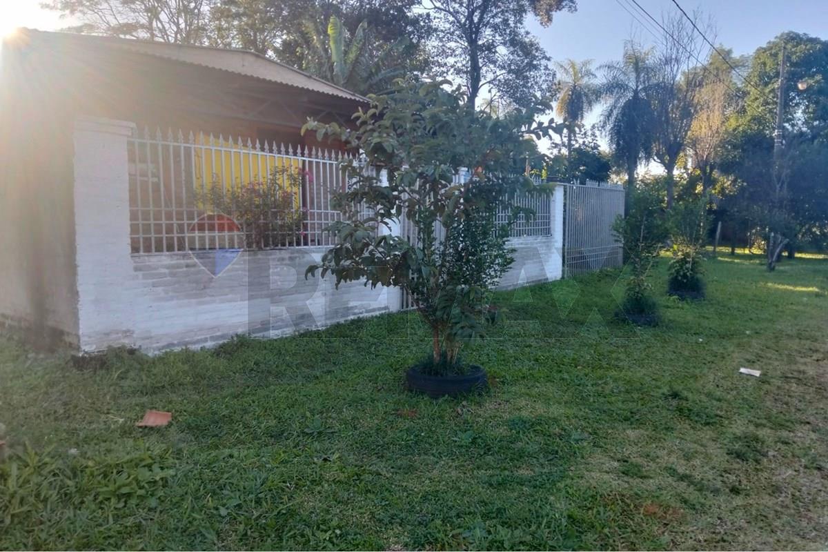 Casa — 2 dorm. — Loma Barrero — 5/5