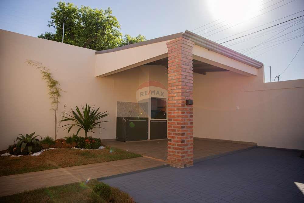 Casa — Hernandarias — 4/5