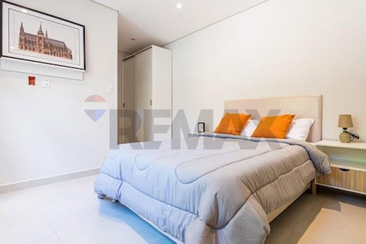 Casa — 2 dorm. — Luque — 1/5