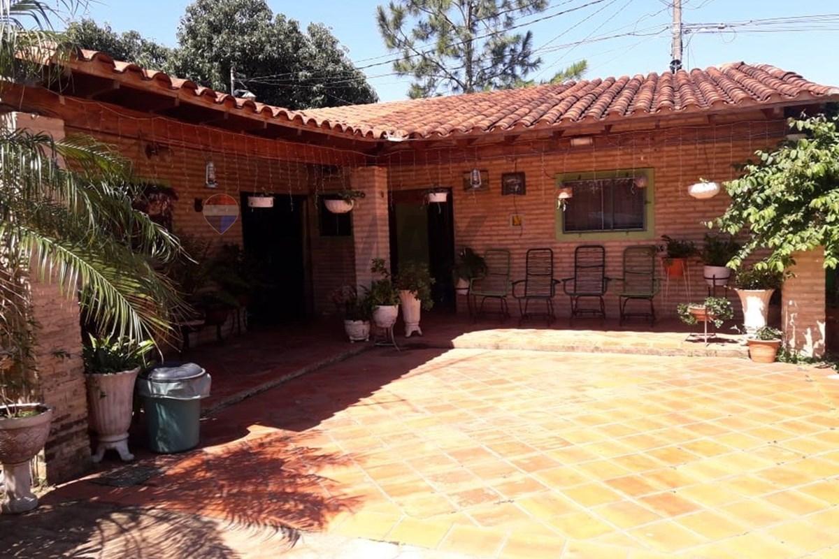 Casa — 4 dorm. — Cañada San Rafael — 1/5