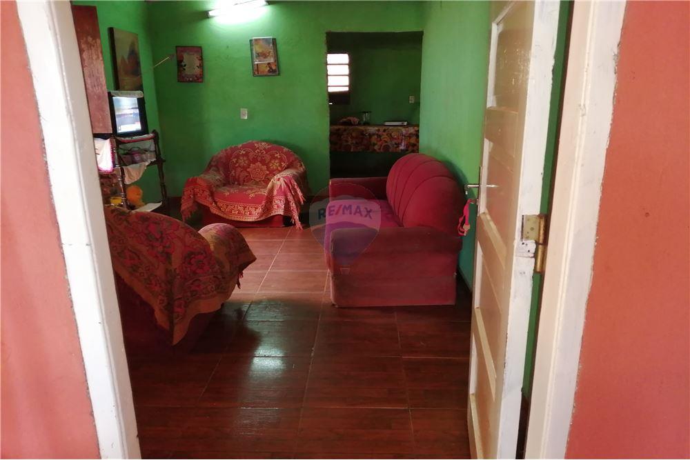 Casa — 2 dorm. — Encarnación — 2/5