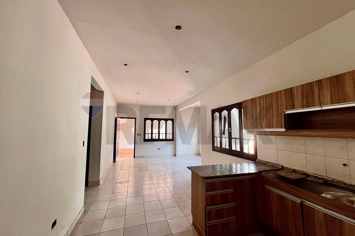 Casa — 5 dorm. — Villa Amelia — 3/5