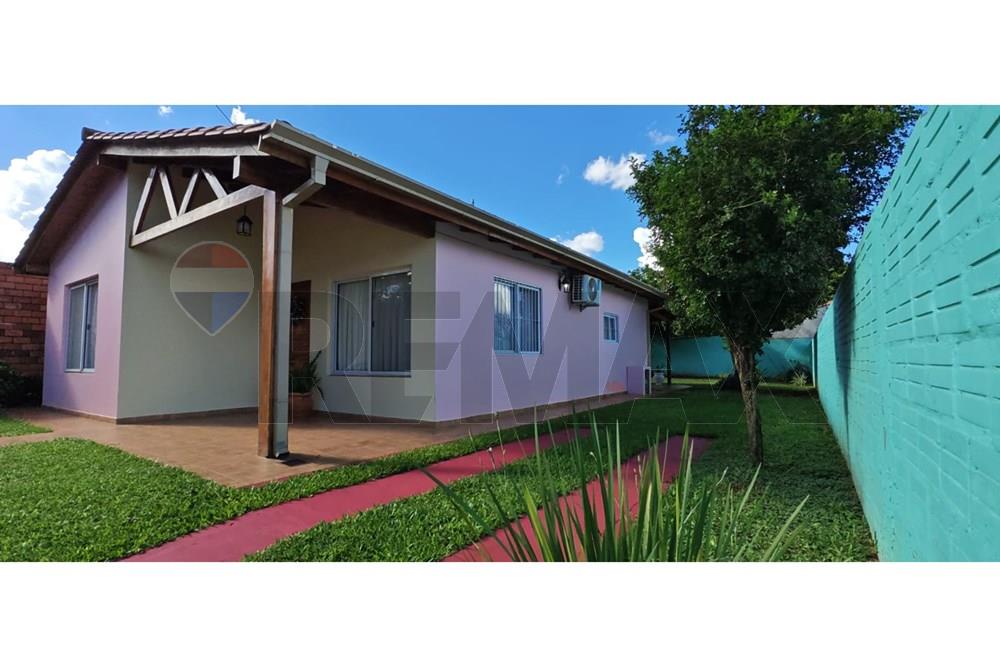 Casa — 2 dorm. — Capiata — 4/5