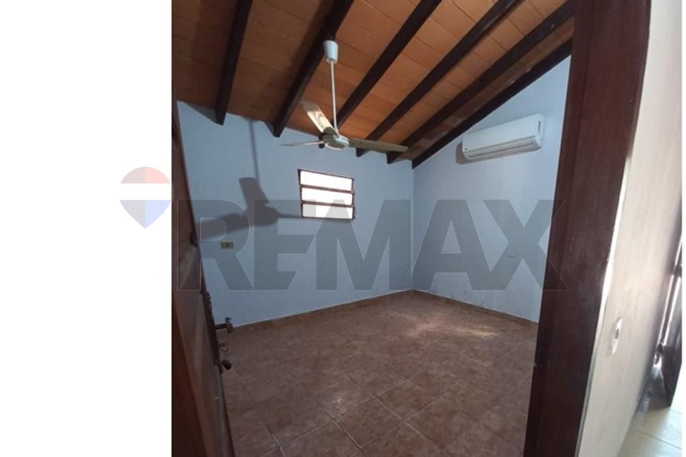 Casa — 4 dorm. — Ñemby — 4/5