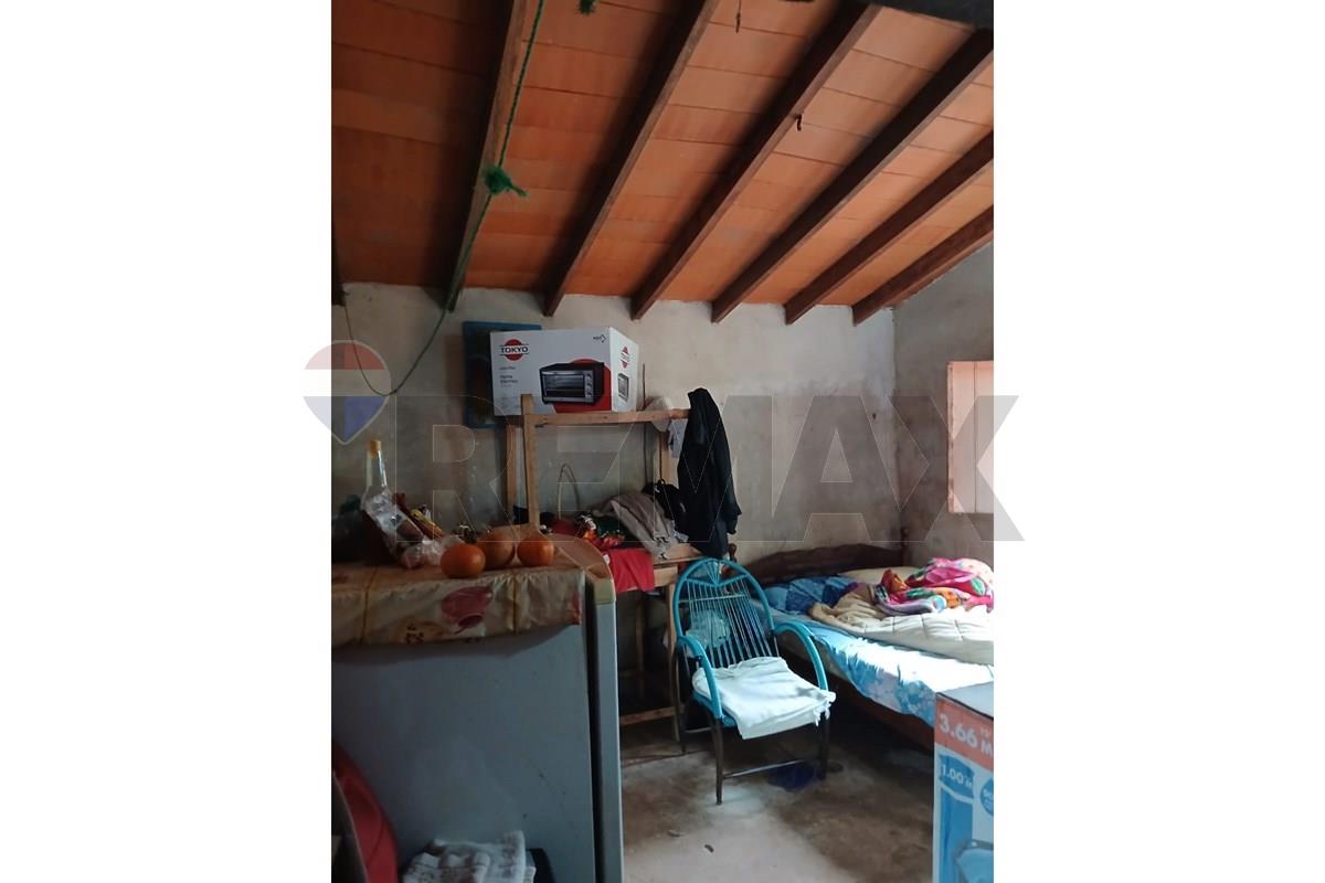 Casa — 2 dorm. — Capiata — 5/5