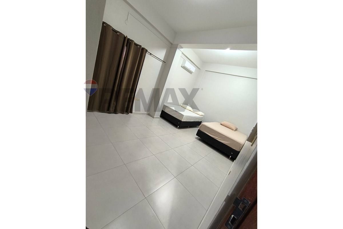 Departamento — 3 dorm. — Encarnación — 5/5