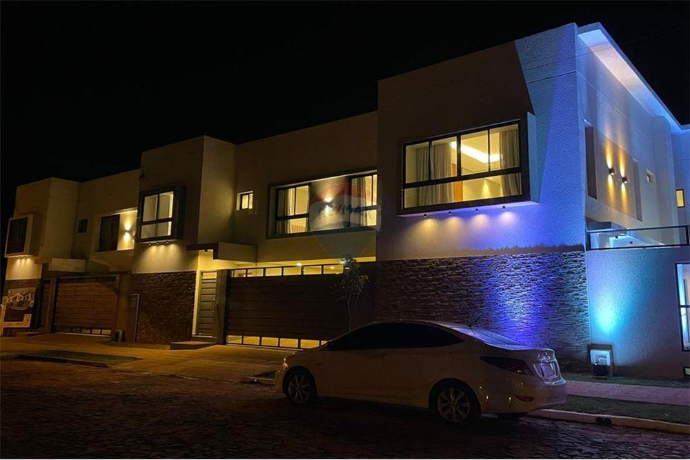 Duplex — 3 dorm. — Kennedy — 2/5