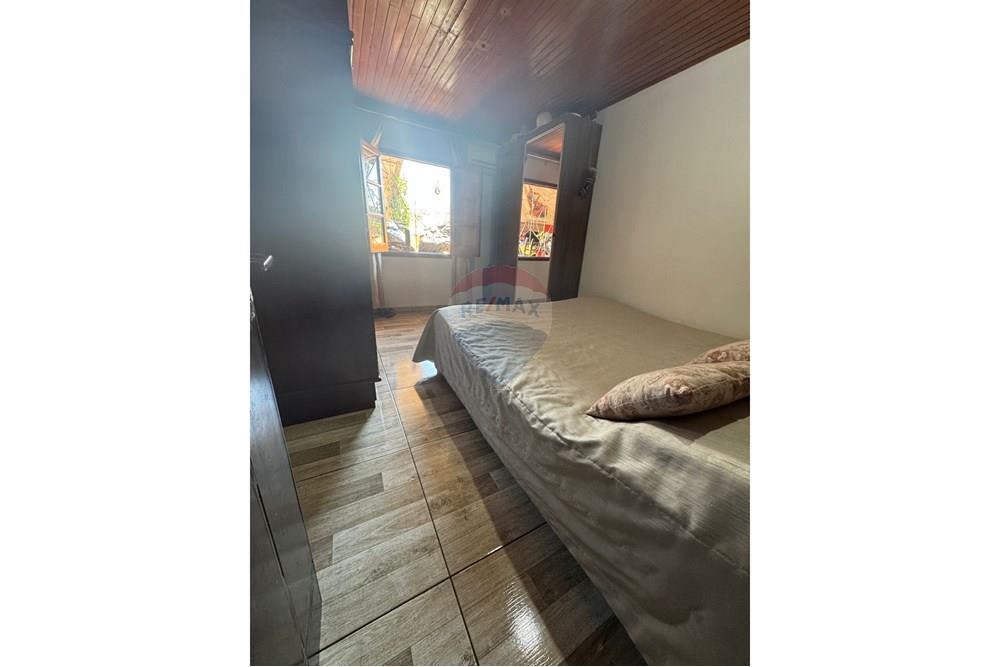 Casa — 3 dorm. — Area 6 — 4/5