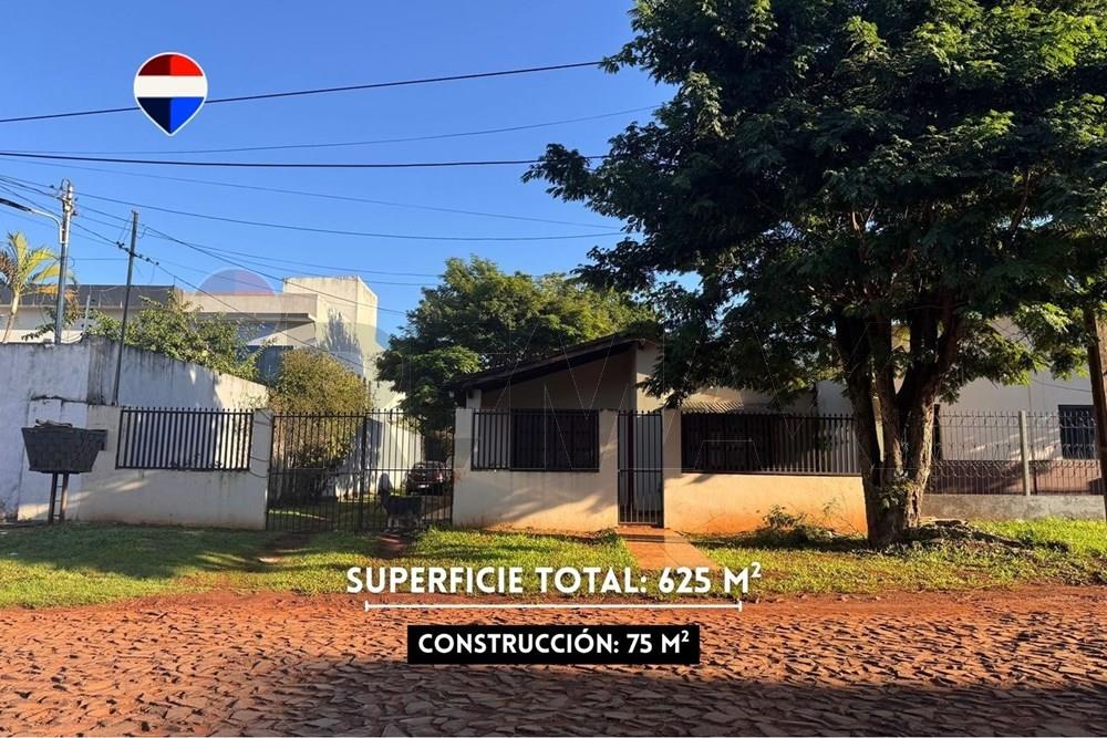 Casa — 2 dorm. — Santo Domingo — 2/5