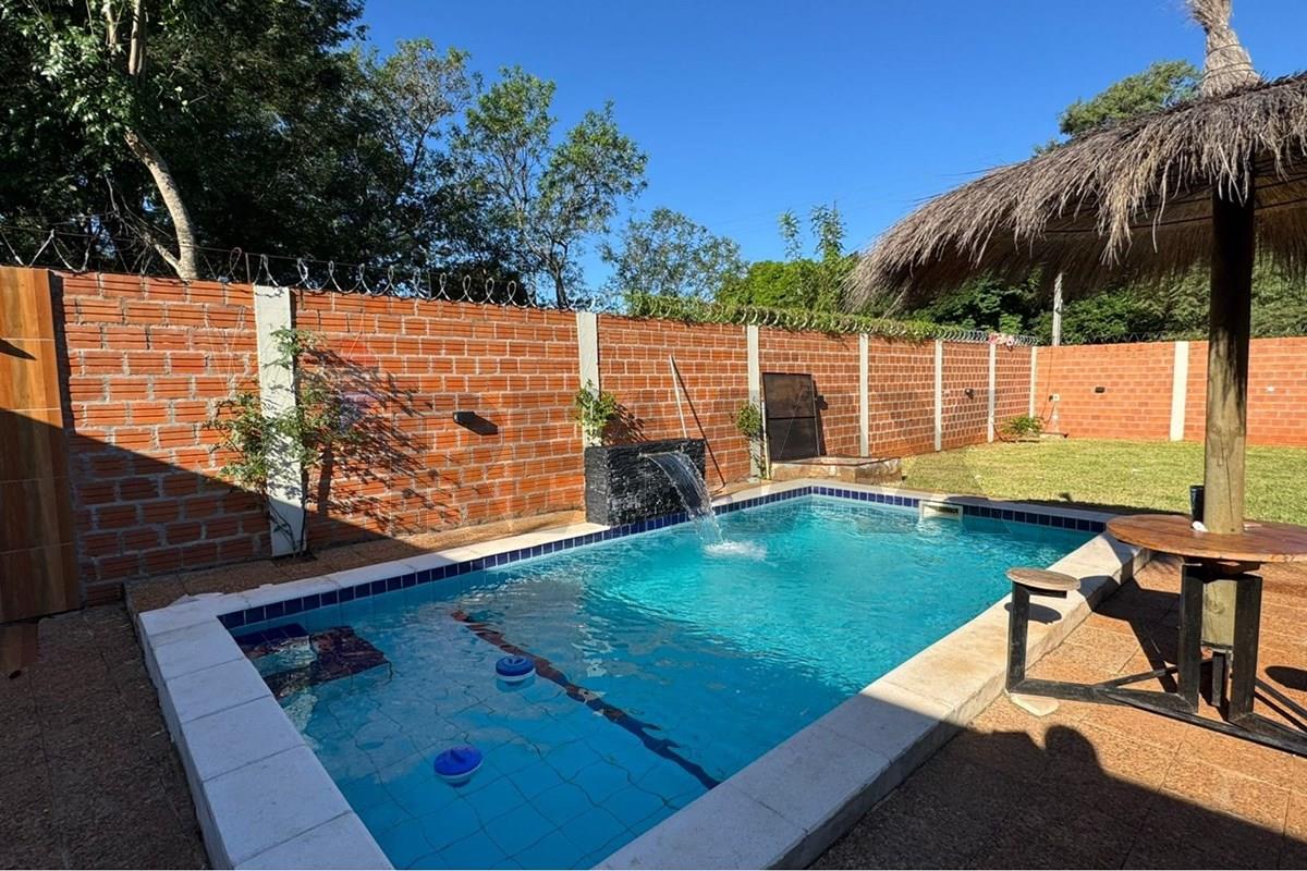 Casa — 1 dorm. — Itauguá — 1/5