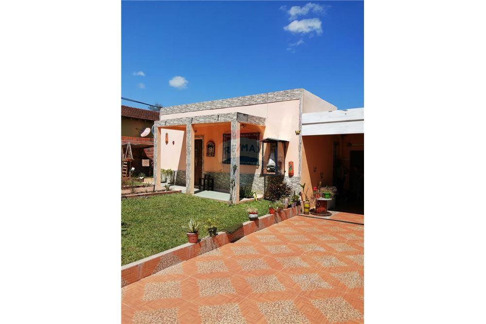 Casa — 4 dorm. — Encarnación — 3/5