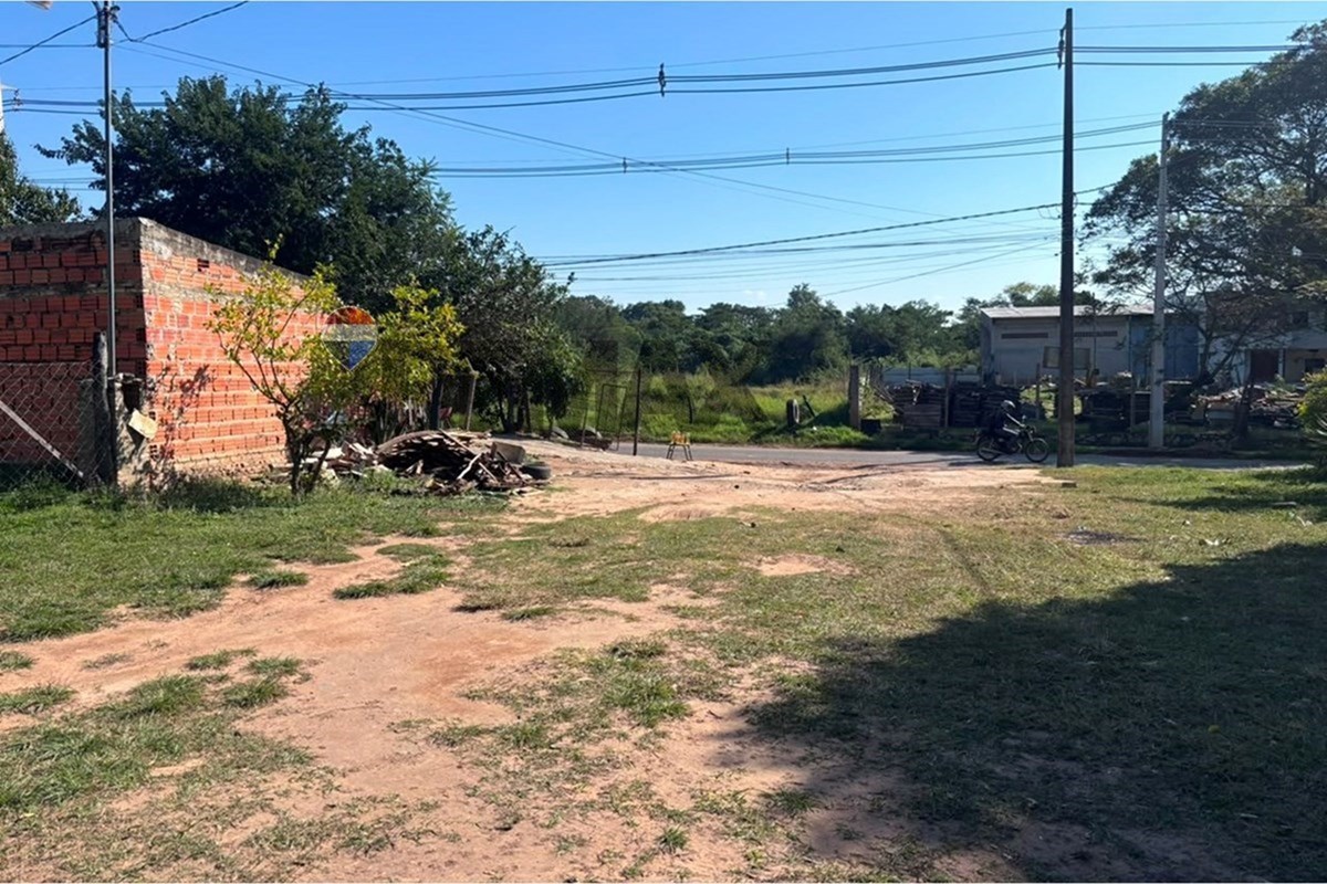Casa — 2 dorm. — Isla Aveiro — 3/5