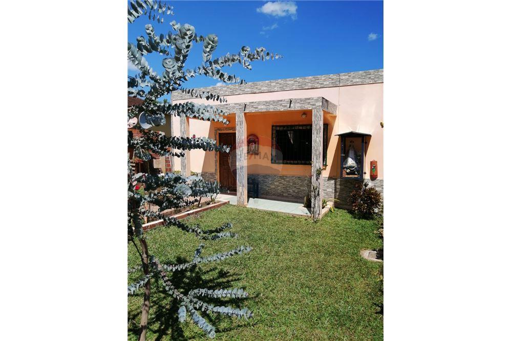 Casa — 4 dorm. — Encarnación — 2/5