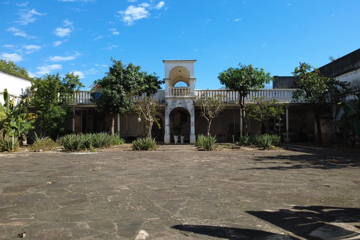 Casa — 5 dorm. — Mbachio II — 4/5