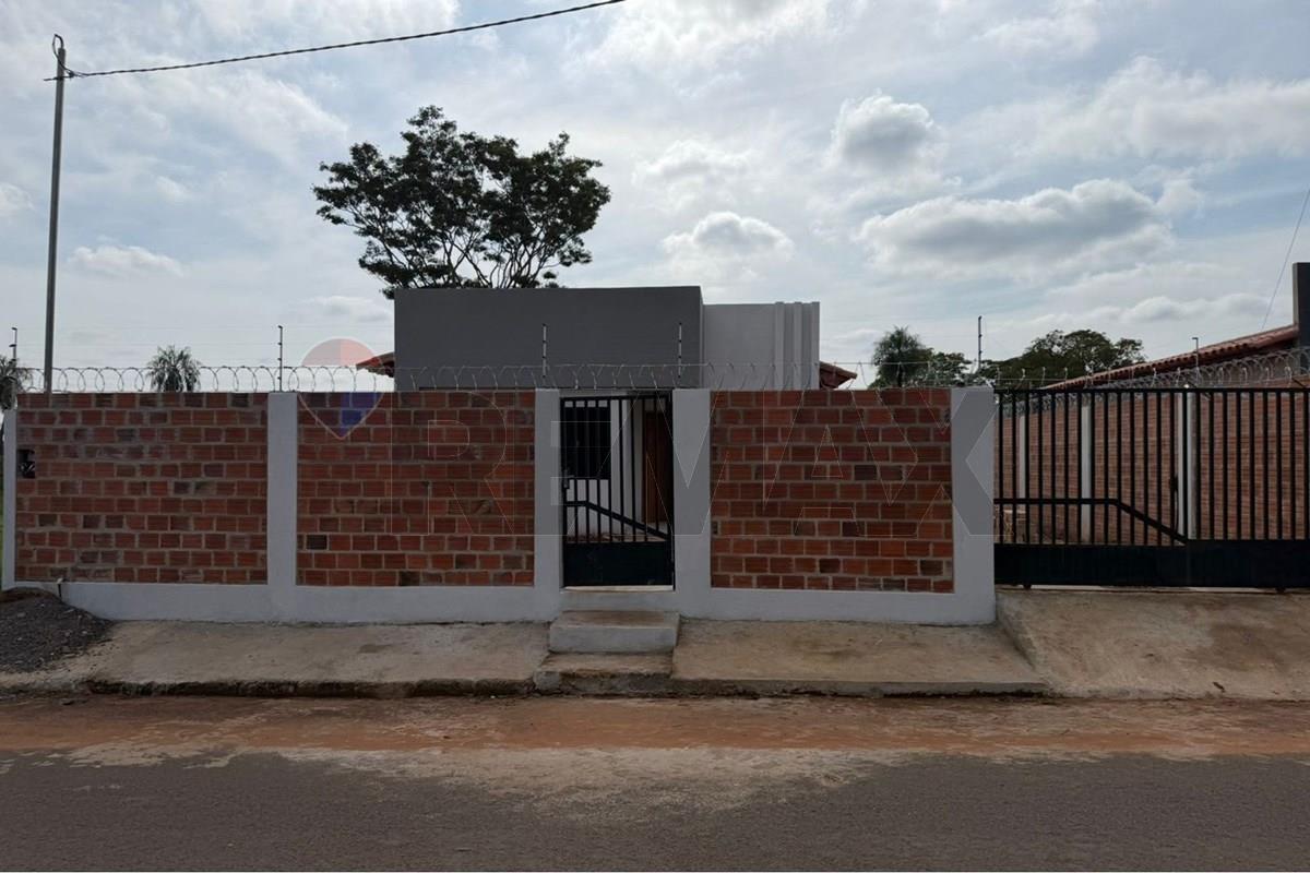 Casa — 2 dorm. — Capiata — 3/5
