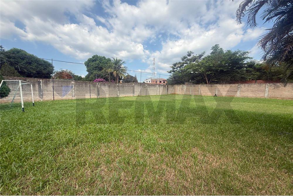 Ubicada estratégicamente sobre la calle Isla de Pascuas casi Luisa Masacotte 📍, a solo 2 cuadras de Avelino Martínez y  — foto 3