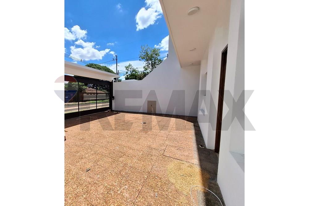Duplex — 3 dorm. — Las Mercedes — 5/5