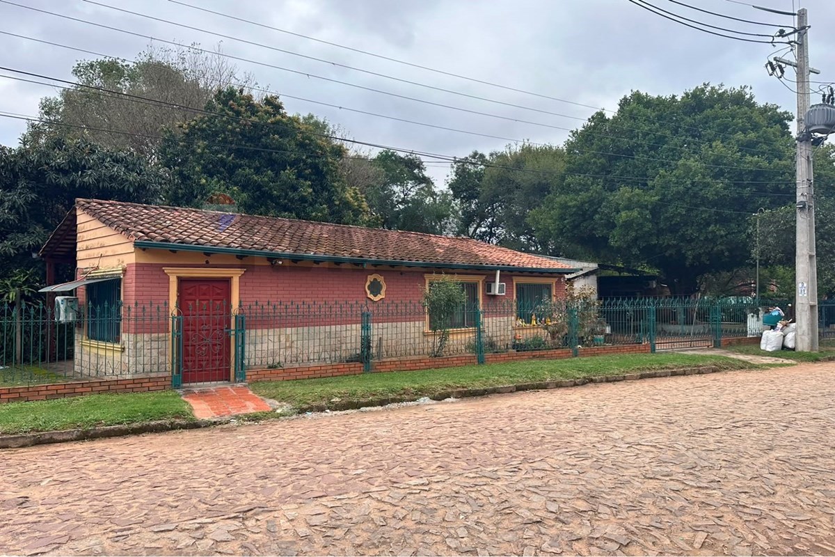Casa — 3 dorm. — Campo Grande — 1/5