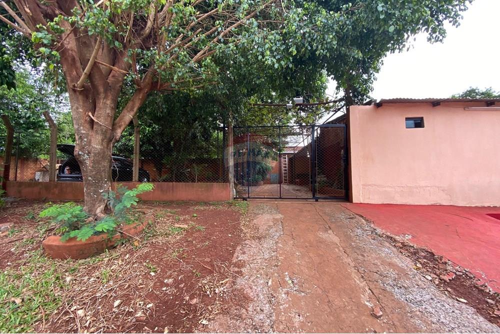 Casa — 2 dorm. — Trigal 3 — 5/5