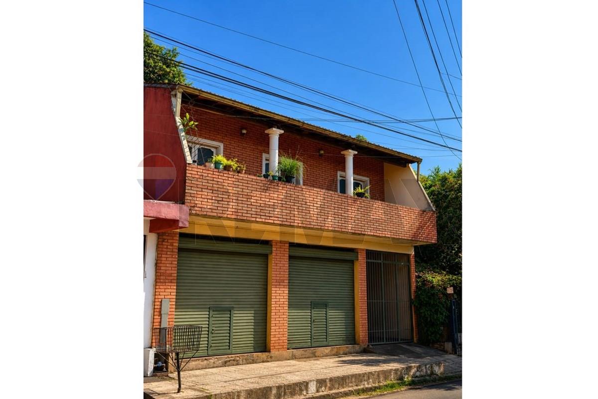 Casa — 4 dorm. — Fernando De La Mora — 1/5