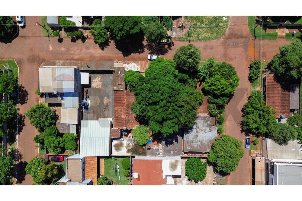 Casa — 4 dorm. — Ciudad Del Este — 4/5