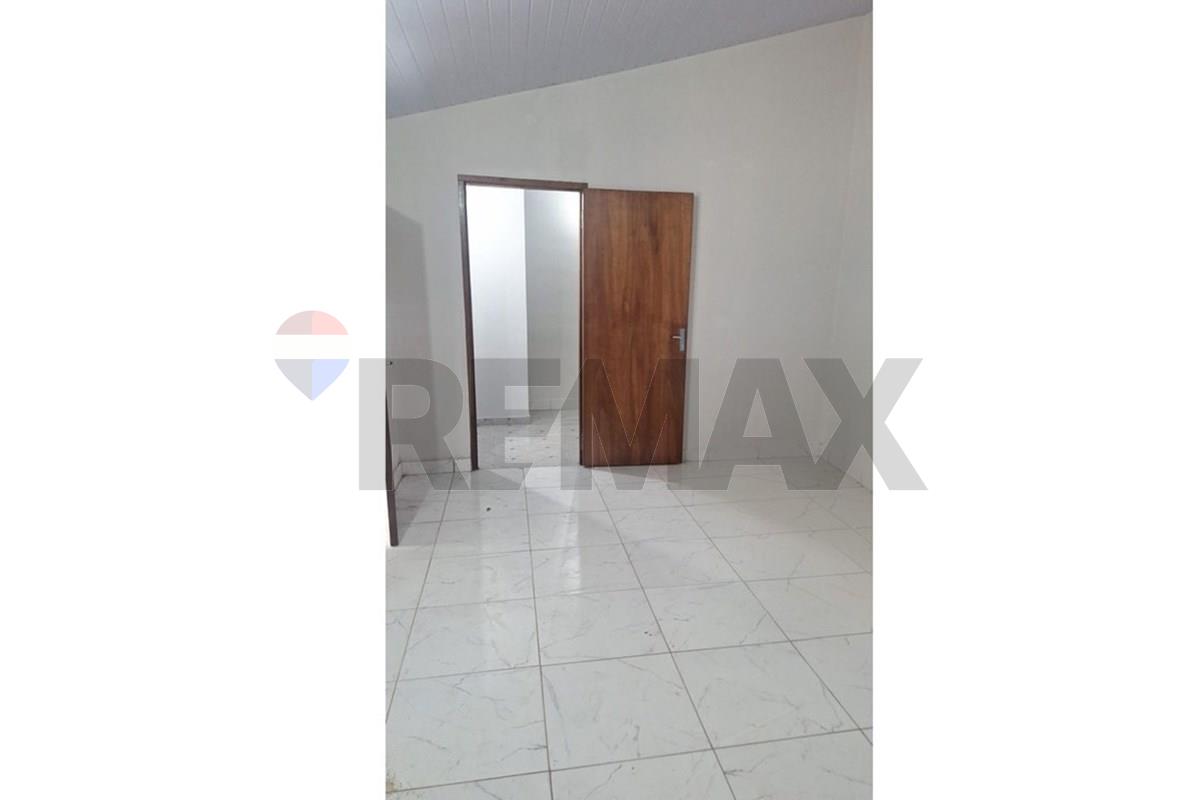 Casa — 2 dorm. — Fernando De La Mora — 4/5
