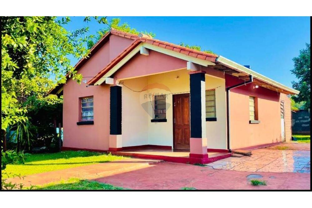Casa — 2 dorm. — Encarnación — 1/5