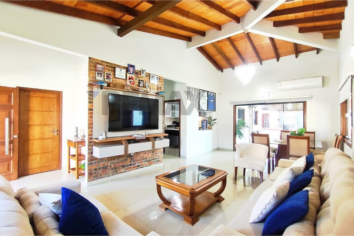 Casa — San Lorenzo — 2/5