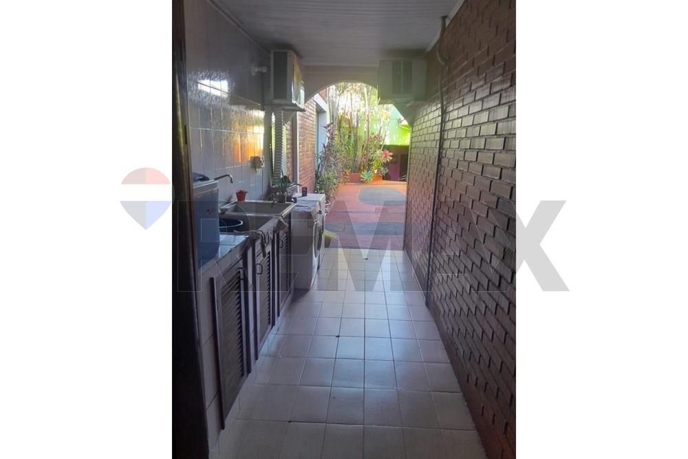 Casa — 4 dorm. — Encarnación — 5/5