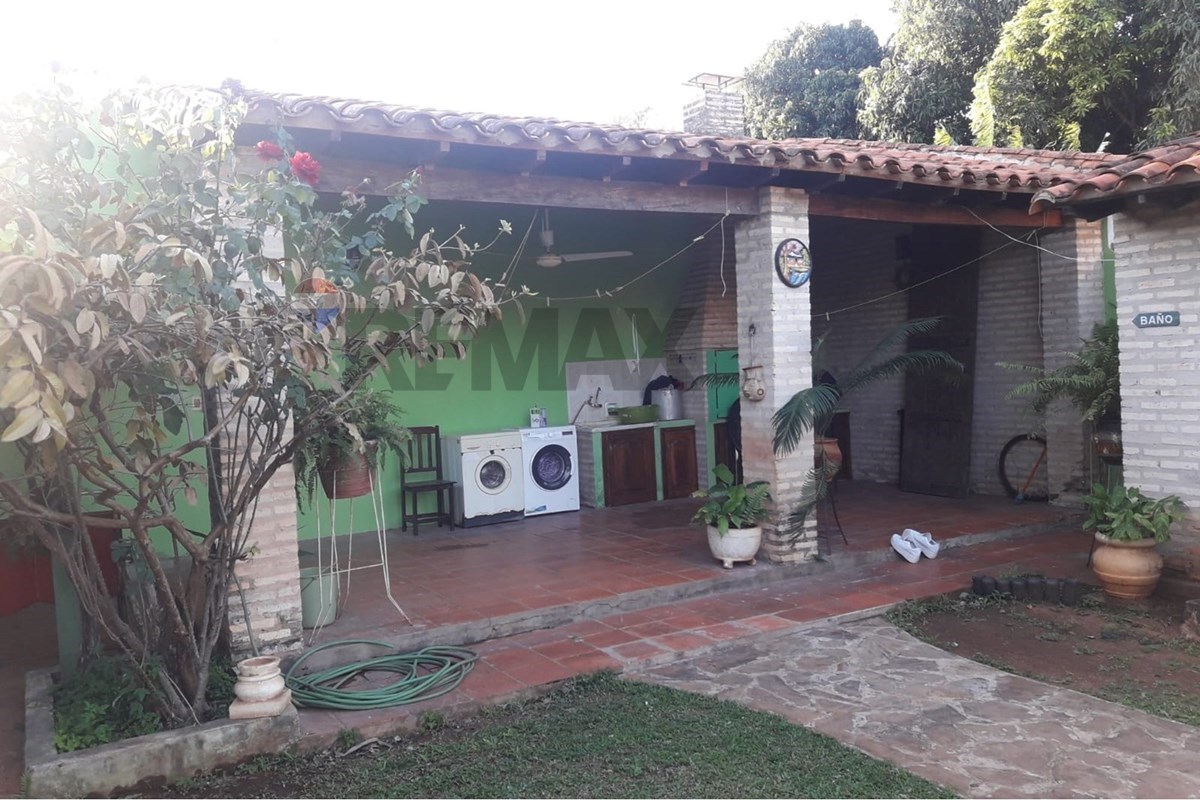Casa — 4 dorm. — Cañada San Rafael — 5/5