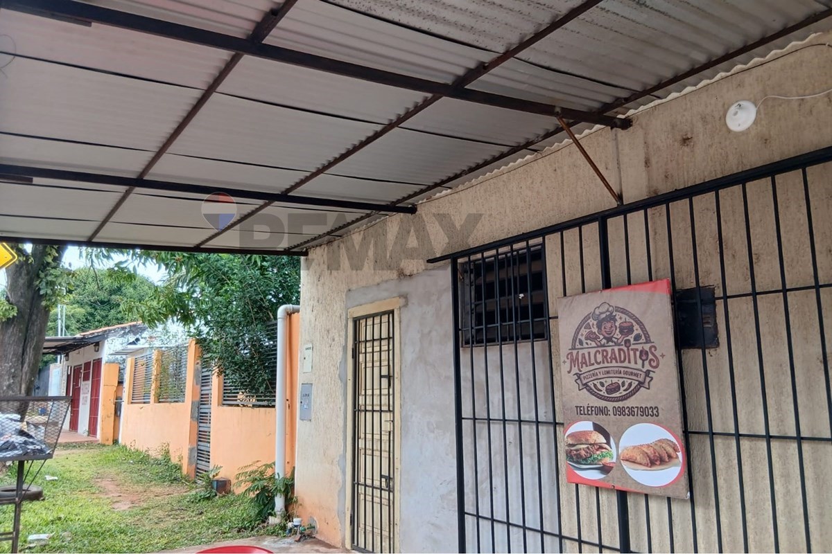 Casa — 3 dorm. — Santa Librada — 4/5