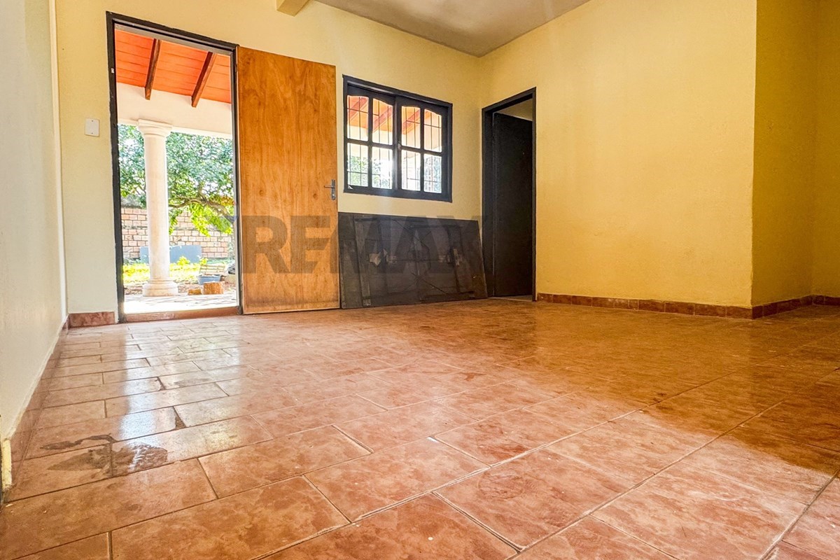 Casa — 2 dorm. — Ñemby — 4/5